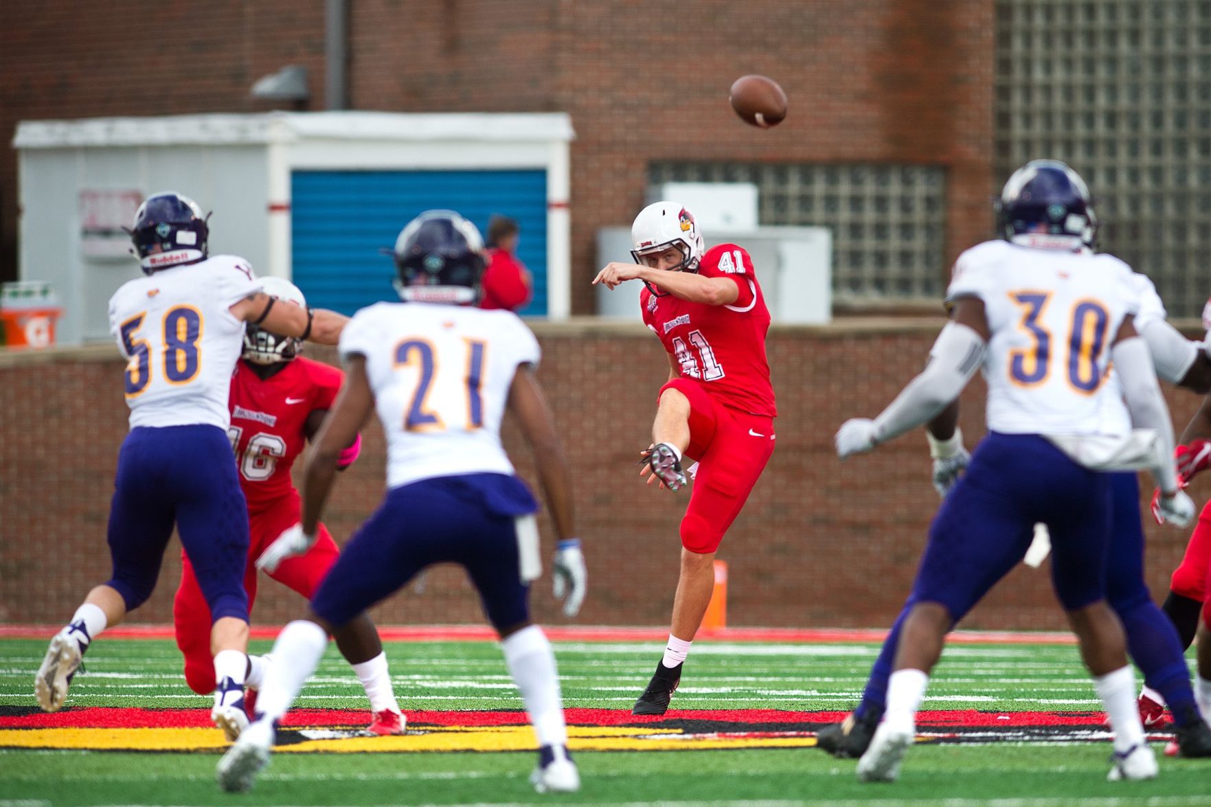 JT Bohlken, punter